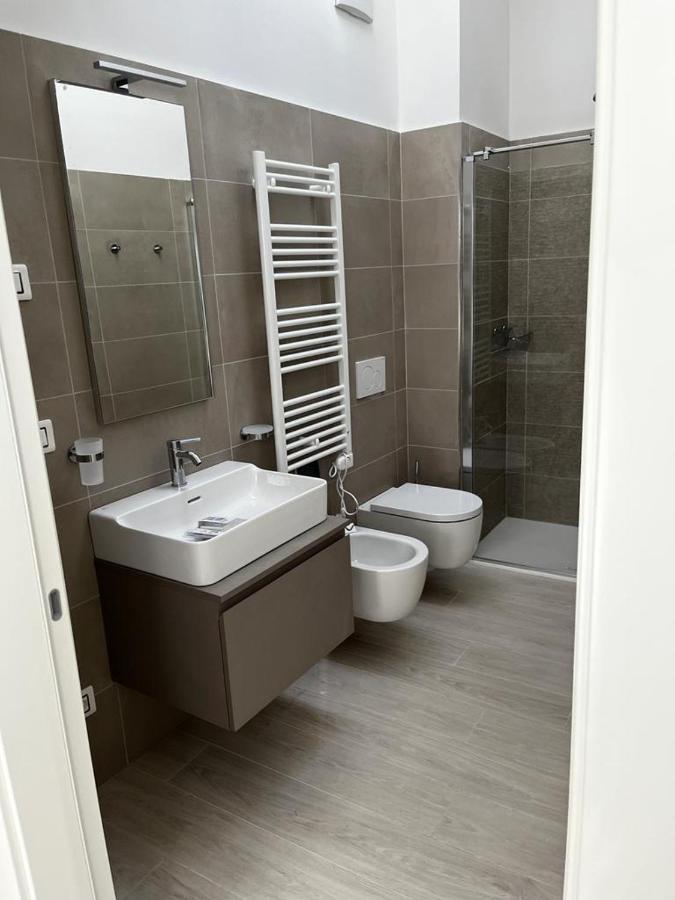 Smart Apartments Palazzo Mazzini 罗韦雷托 外观 照片