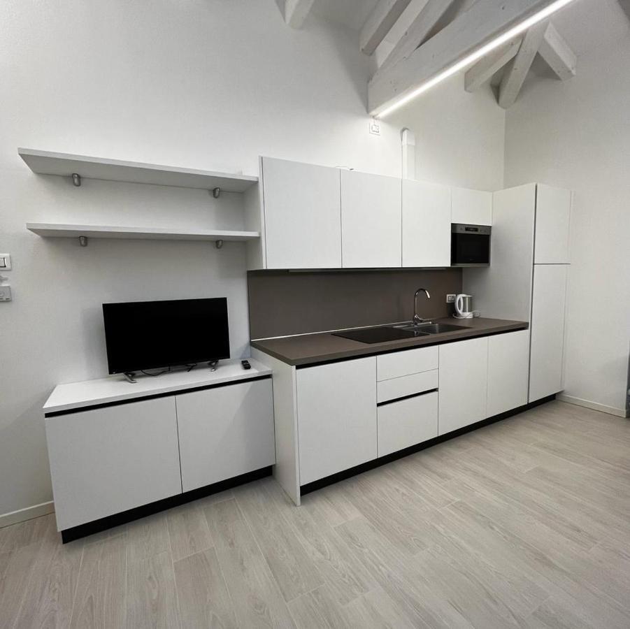 Smart Apartments Palazzo Mazzini 罗韦雷托 外观 照片