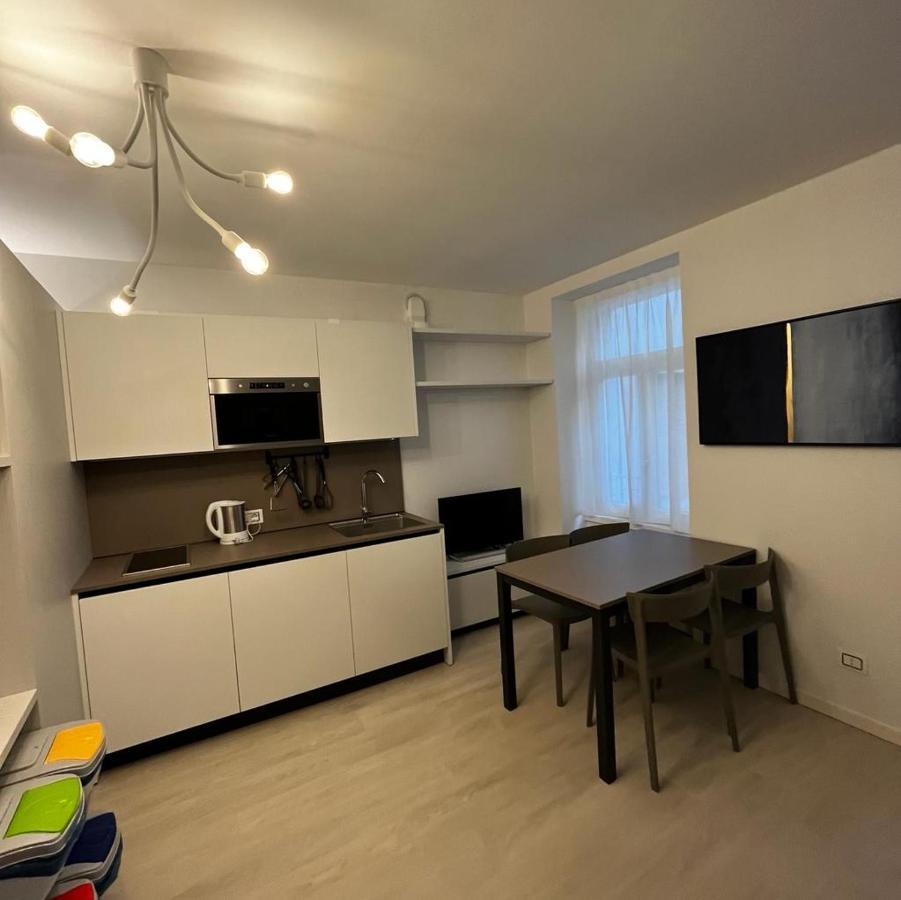 Smart Apartments Palazzo Mazzini 罗韦雷托 外观 照片
